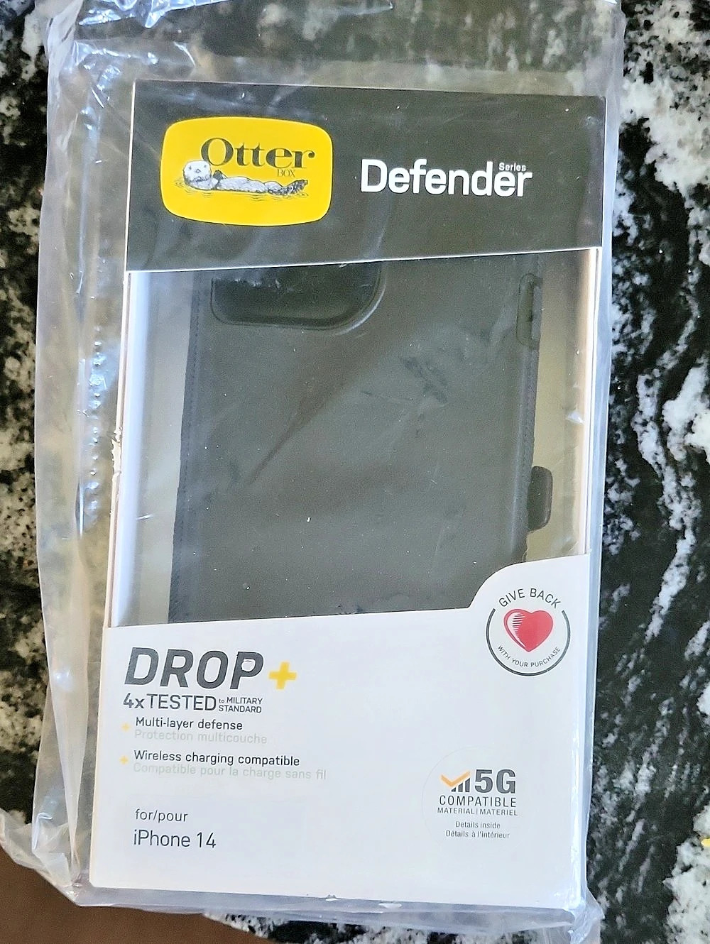 OtterBox Defender Series Drop+ + iPhone 14 Black Case NWT